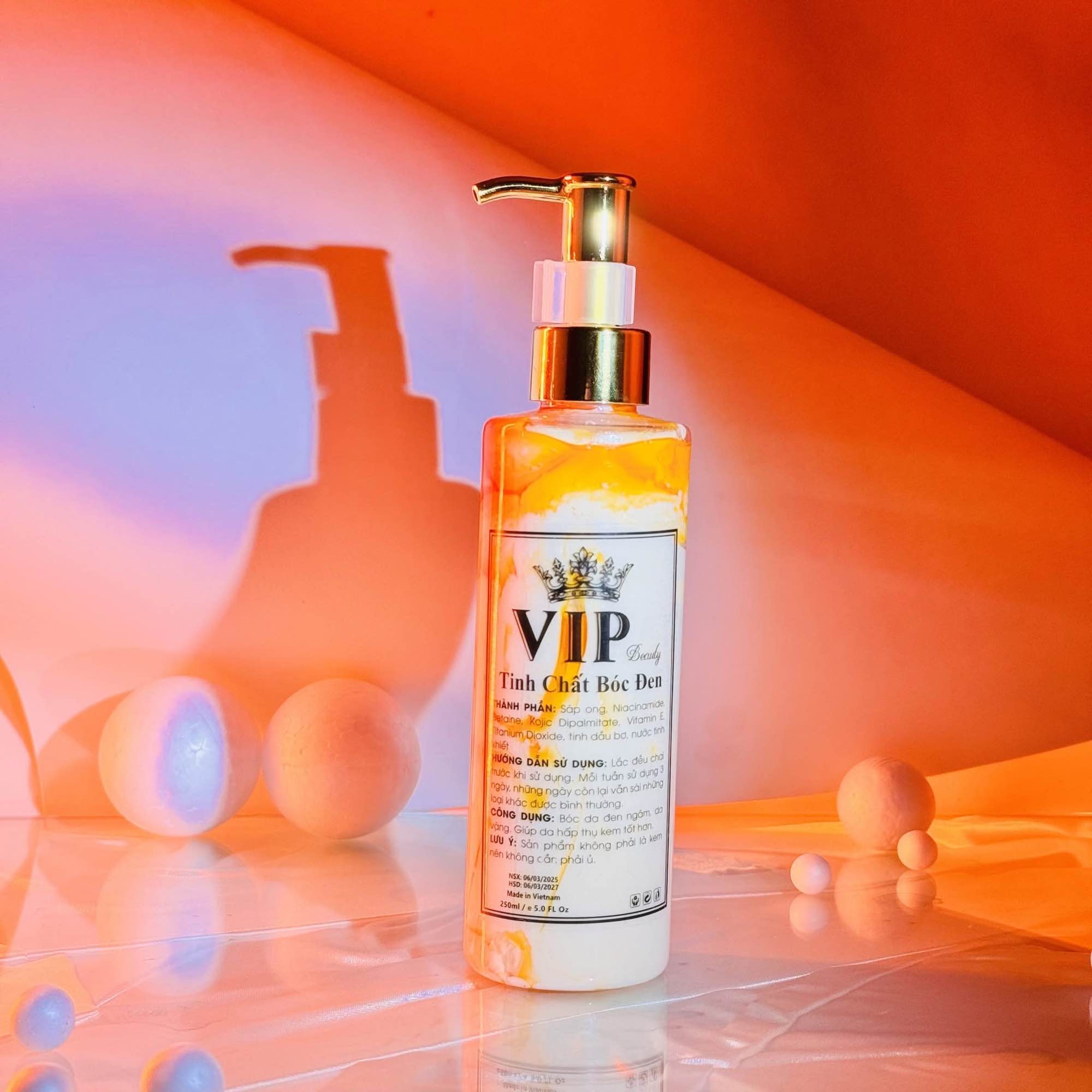 VIP BEAUTY TINH CHAT BOC DEN BODY WHITENING CREAM 250g