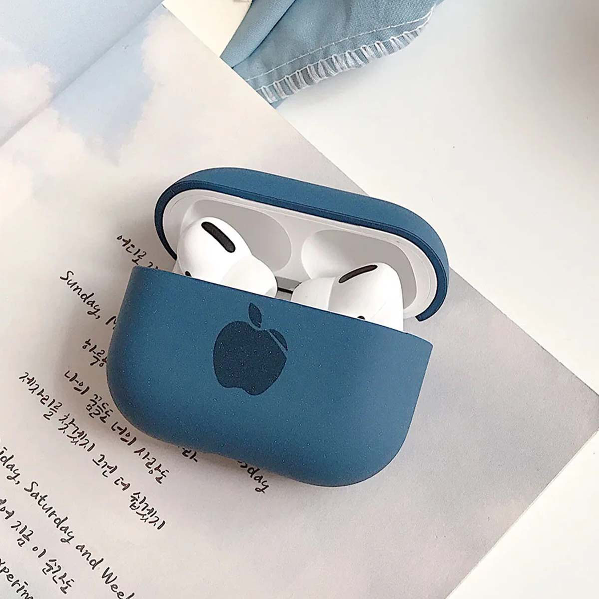 (শুধুমাত্র কভার) Airpods Pro / pro 2 silicone Case with for apple logo
