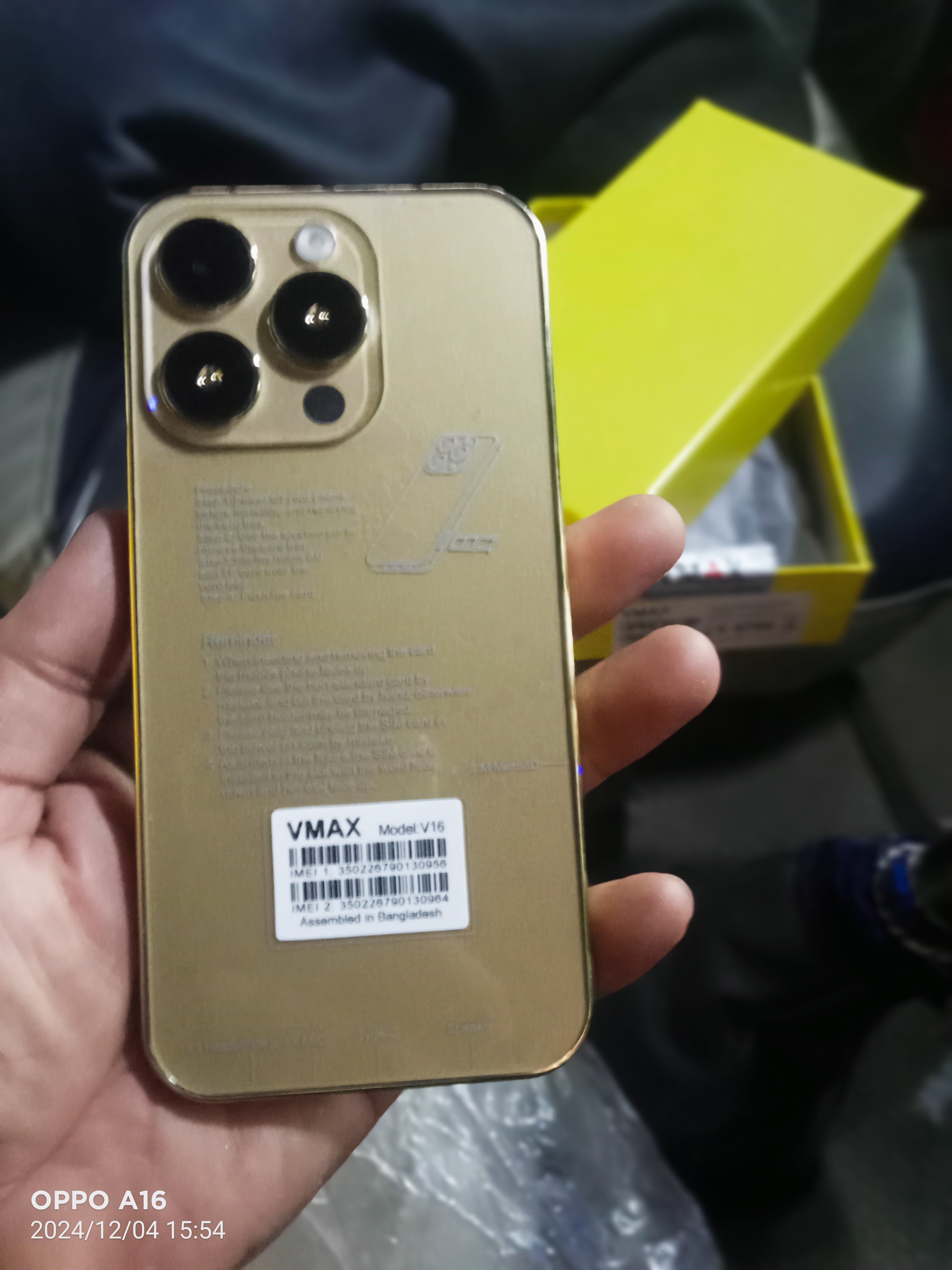 vmax V16 pro look like iphone Feature Mobile Phone 3.5 iches display type c cherger